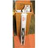 Image 1 : BOX OF 7 BOSCH DIRECT CONNECT 24" WIPER BLADES