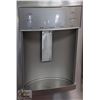 Image 2 : GE ENERGY STAR 25.7 CU FT FRENCH-DOOR FRIDGE