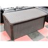Image 1 : LARGE SUNCAST OUTDOOR DECK STORAGE BOX
