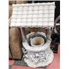 Image 1 : LARGE CERAMIC WISHING WELL WITH WORKING