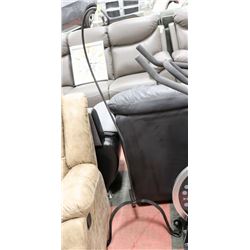 3 FOOTED WROUGHT IRON HANGING BASKET STAND -