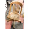 Image 1 : KRUGER OAK OFFICE CHAIR