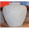 Image 1 : LARGE GREEN SHOWHOME VASE
