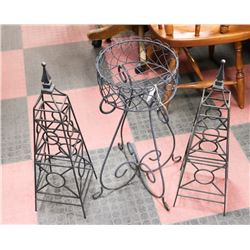 LOT OF 3 METAL GARDEN DECORATIONS, ONE IS A PLANT