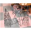 Image 1 : LOT OF 3 METAL GARDEN DECORATIONS, ONE IS A PLANT