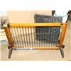 Image 1 : FOLDING PET CAGE AND EXPANDING PET GATE