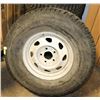 Image 1 : 265/76R16 JIMMY TIRE AND RIM