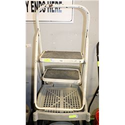 2 STEP LADDER