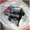 Image 1 : BAG OF ASSORTED PLUMBING FITTINGS