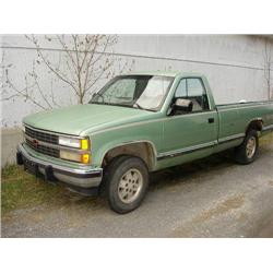 1991 Chev 4x4 As is, will run, broken steering co