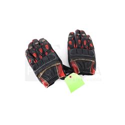 Land of the Dead - Manolette's Gloves (0004)