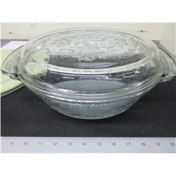 3 Quart Princess House Oval Covered Casserole / Fantasia