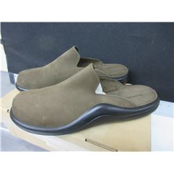 Hammacher Schlemmer Slip on Summer Shoes made in Portugal size 11