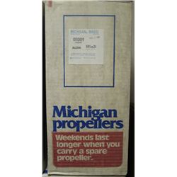 MICHIGAN WHEEL, 14-1/2 X 21 RH ALUMINUM PROPELLER