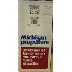 MICHIGAN 15.500 X 18 RH ALUMINUM PROPELLER