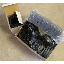BOX OF ASSORTED GEAR ADAPTOR RINGS