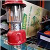 Image 1 : COLEMAN CAMMP STOVE STAND IN BOX AND COLEMAN 220E RED LANTERN