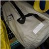 Image 1 : AIR BED W/ PUMP