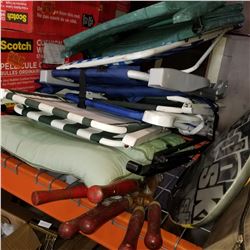 LOT OF FOLDING PATIO CHAIRS