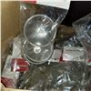 Image 2 : BOX OF NEW SUCTION CUP HOOKS