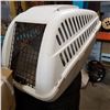 Image 1 : BLITZ STREAMLINE PET CARRIER