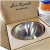Image 1 : STAINLESS STEEL SINK IN BOX