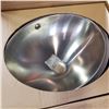 Image 2 : STAINLESS STEEL SINK IN BOX