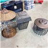 Image 1 : BUG ZAPPER AND 2 BIRD FEEDERS