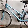 Image 2 : BLUE CCM AVENUE 700 BIKE