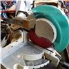 Image 2 : MAKITA CHOPSAW