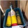 Image 2 : SMALL TOTE OF TORCHES AND THERMO COUPLES