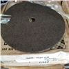 Image 2 : 2 BOXES OF 3M 9" DISC SANDING DISCS - 50 TOTAL