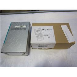 2 DIGITAL THERMOMETERS