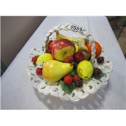 PORCELAIN BASKET OF PORCELAIN FRUIT