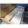 Image 2 : 2 BOXES OF HOCKEY AND SPORTS CARDS