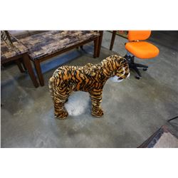 KIDS SIT ON TIGER TOY