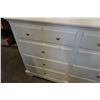 Image 4 : WHITE DRESSER W/ 8 DRAWERS AND MIRROR