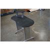 Image 2 : BLACK DESK