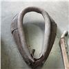 Image 2 : HORSE COLLAR AND HANE