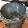 Image 2 : VINTAGE METAL CAMPING POT
