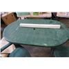 Image 2 : GREEN PATIO TABLE AND 2 CHAIRS