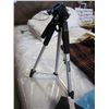 Image 2 : BOWER CAMERA TRIPOD IN BAG