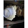 Image 3 : BOX OF QUEEN ANNE CUPS AND SAUCERS