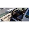 Image 9 : 1998 VOLVO S70, WHITE WITH LEATHER, AUTOMATIC, 166,000KM WITH REGISTRATION, CAR PROOF AND 2 KEYS