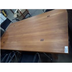 MODERN WOOD DINING TABLE WITH FOUR BLACK LEATHER CHAIRS