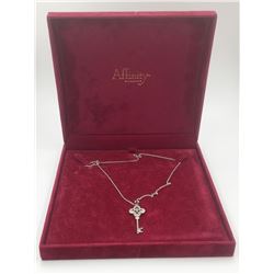 AFFINITY NECKLACE