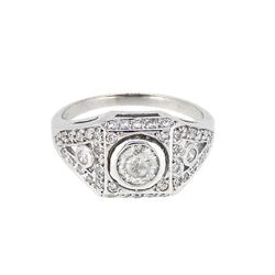 Platinum 0.88ctw Diamond Ring