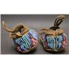 Image 3 : SIOUX INDIAN BABY MOCCASINS