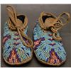 Image 8 : SIOUX INDIAN BABY MOCCASINS