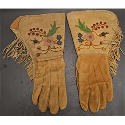 CREE INDIAN GAUNTLETS